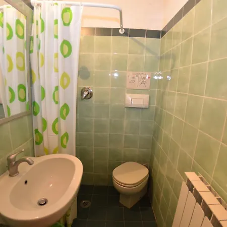 Casina Bella Di Apartment Lucca